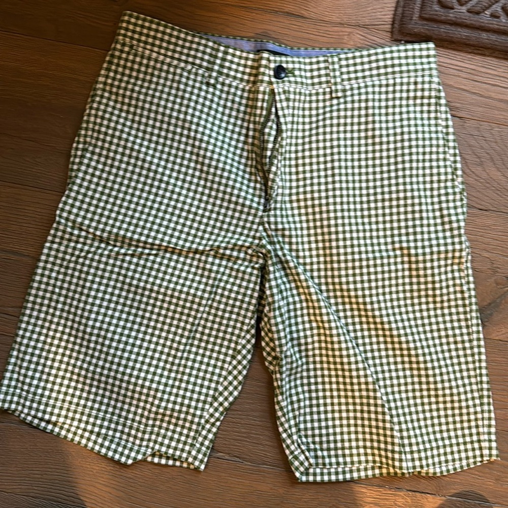 Banana Republic - Green Shorts - Barely Worn